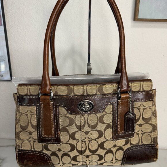 6-Coach Purses - Picture 1 of 6